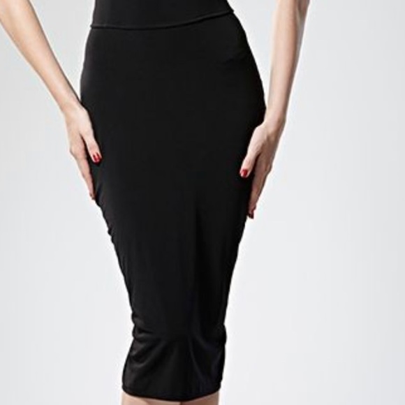 Leona Edmonton Little Black Dress cold shoulder EUC - Picture 5 of 5